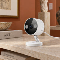 Cámara Wi-Fi TP-Link Tapo C120 4MP 2K Interior/Exterior — tercera escena de uso en un ambiente editorial distinto
