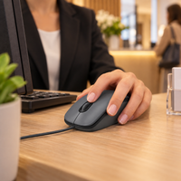 Mouse USB Logitech M90 Negro - escena lifestyle 2 de uso real