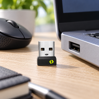 Receptor USB Logitech Logi Bolt - escena lifestyle 2 de uso real