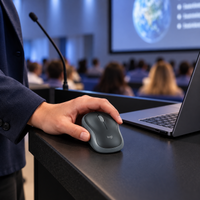 Mouse Inalámbrico Logitech M185 Gris - 000771 lifestyle classroom presentation 03