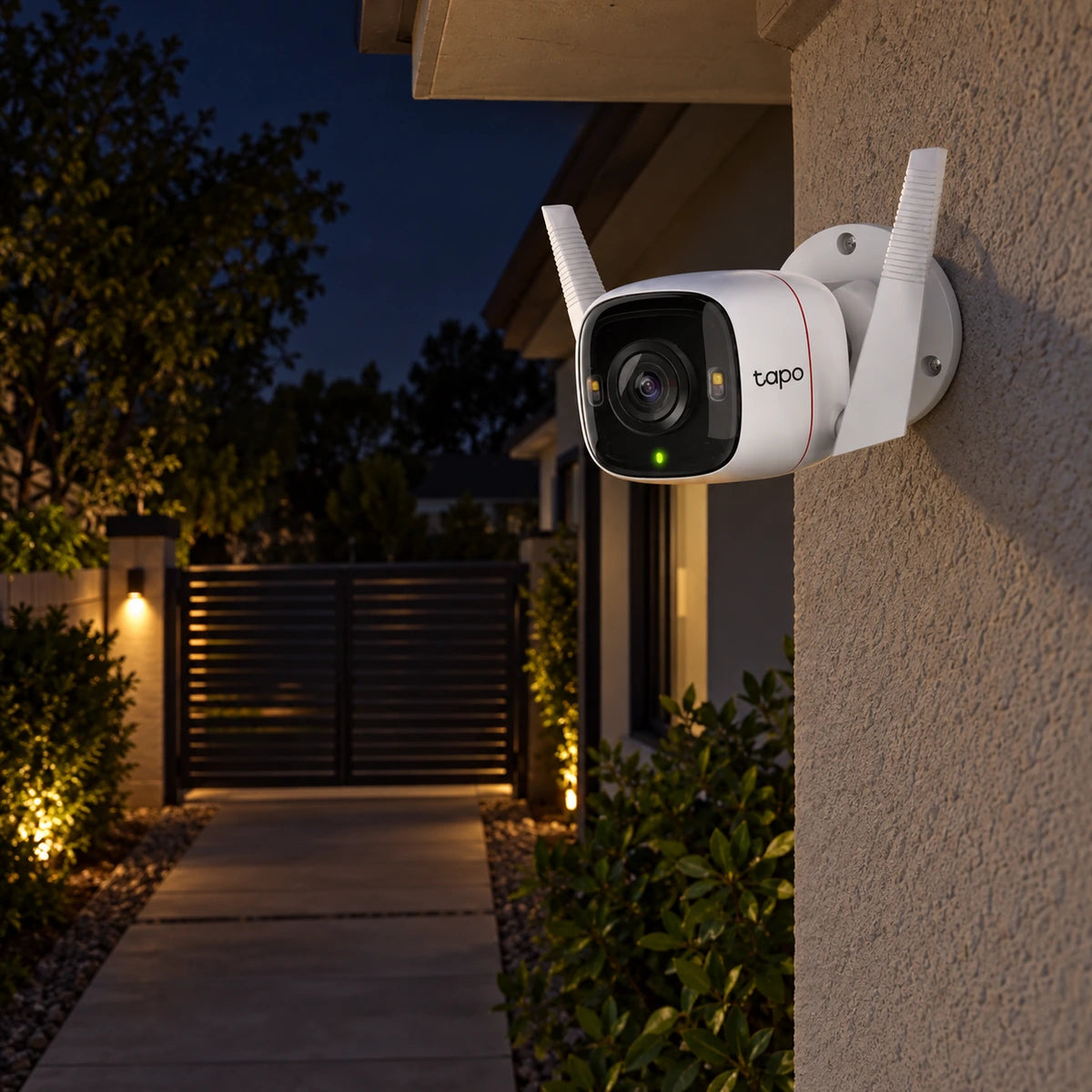 Cámara Wi-Fi TP-Link Tapo C320WS 2K Exterior - lifestyle patio-night - Media Factory