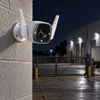 Cámara Wi-Fi TP-Link Tapo C310 3MP 2K Exterior - lifestyle loading-area-night - Media Factory