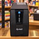 SAT UR750+ black 750VA/360W — escena de papelería