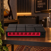 Switch Mercusys MS108G Gigabit de 8 Puertos — tercera escena de uso en un ambiente editorial distinto