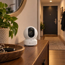 Cámara Wi-Fi EZVIZ TY1 Pro 2MP Full HD 360° Interior - lifestyle remote-entry - Media Factory