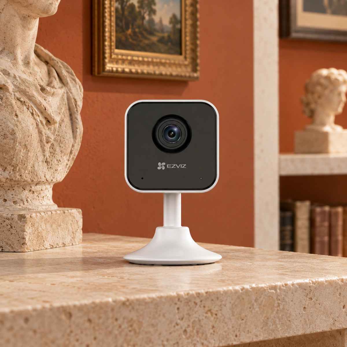 Cámara Wi-Fi EZVIZ H1c 2MP Full HD Interior — tercera escena de uso en un ambiente editorial distinto