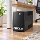 UPS Forza BT-751 750 VA 450 W con 8 tomas y AVR — escena de uso 1
