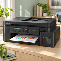 Impresora Brother DCP-T830DW Wi-Fi dúplex con ADF — impresión en un estudio doméstico