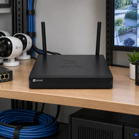 NVR Inalámbrico EZVIZ X5S de 8 Canales HDMI y VGA - lifestyle security-room - Media Factory