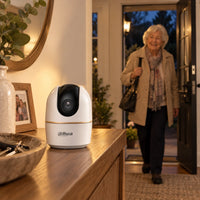 Cámara Wi-Fi Dahua H3A 3MP 2K 360° Interior - lifestyle remote-entry - Media Factory
