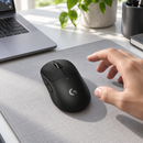 Mouse Gamer Inalámbrico Logitech G PRO X SUPERLIGHT 2 SE Negro - escena lifestyle 2 de uso real