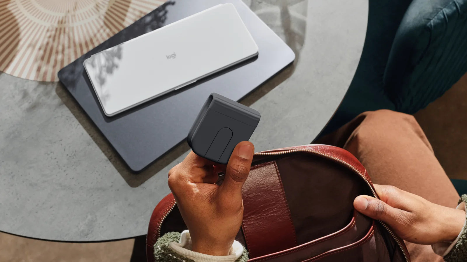 Logitech Mobi Fold grafito plegado para llevar